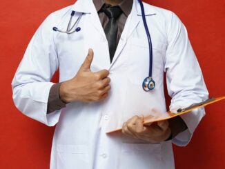 En 2025 rompimos récord en formación y contratación de médicos especialistas del IMSS: Sheinbaum
